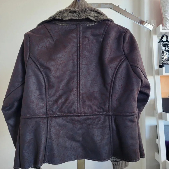 CLEARANCE - Women's Montana Co Faux Suede/Leather Fur Jacket (Size: M) - Picture 3 of 16